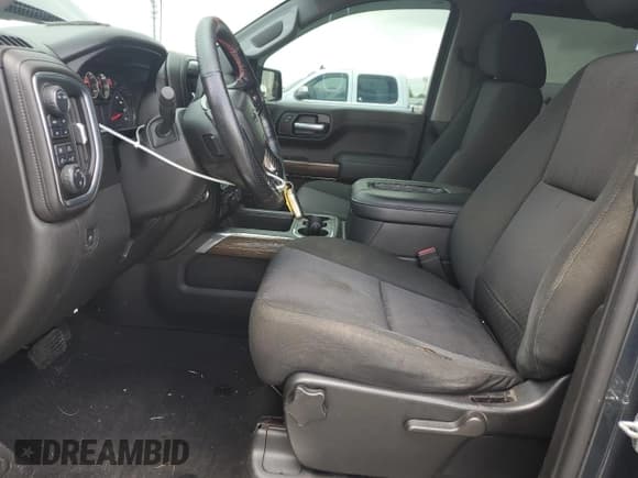 ✅ 2020 Chevrolet Silverado 1500 RST • VIN: 3GCUYEED1LG246154 • Lot: 84869655. Listed on Copart with 26,864 mi. Free auction sales archive from the USA and detailed vehicle history report at DreamBid. Image 7.