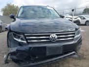✅ 2018 Volkswagen Tiguan SEL • VIN: 3VV3B7AX8JM094771 • Лот: 43419406. Опубликован ранее на IAAI с пробегом 54 219 миль. Бесплатный доступ к архиву аукционных продаж из США и подробный отчёт об истории автомобиля на DreamBid. Изображение 12.