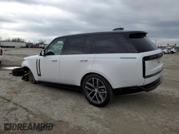 ✅ 2025 Land Rover Range Rover SE • VIN: SALKP9FU3SA280652 • Lot: 50883585. Listed on Copart with 1,736 mi. Free auction sales archive from the USA and detailed vehicle history report at DreamBid. Image 2.