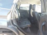 ✅ 2016 Ford Escape Titanium • VIN: 1FMCU0JX8GUB20446 • Lot: 43740057. Wystawiony na IAAI z przebiegiem 101 781 mil. Bezpłatny archiwum sprzedaży aukcyjnych z USA i szczegółowy raport historii pojazdu na DreamBid. Zdjęcie 8.