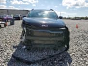 ✅ 2023 Kia Sportage X-Line • VIN: 5XYK6CAF1PG096074 • Lot: 90267245. Wystawiony na Copart z przebiegiem 74 079 mil. Bezpłatny archiwum sprzedaży aukcyjnych z USA i szczegółowy raport historii pojazdu na DreamBid. Zdjęcie 5.