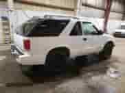1999 Chevrolet Blazer LS z VIN 1GNCT18W5XK136973, wystawiony jako Copart lot #60284865 z przebiegiem 199 759 mil mil oraz Czysty tytuł • Clean title. Historia ofert i sprzedaży dostępna na DreamBid. Obrazek 3.