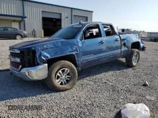2018 Chevrolet Silverado 1500 LT z VIN 1GCVKREC6JZ162073, wystawiony jako Copart lot #69216565 z przebiegiem Nie podano mil oraz Szkoda całkowita • Salvage title. Historia ofert i sprzedaży dostępna na DreamBid. Obrazek 1.
