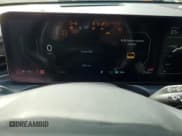 ✅ 2024 Kia EV9 GT-Line • VIN: KNDAEFS5XR6020316 • Lot: 67569255. Wystawiony na Copart z przebiegiem 17 147 mil. Bezpłatny archiwum sprzedaży aukcyjnych z USA i szczegółowy raport historii pojazdu na DreamBid. Zdjęcie 9.