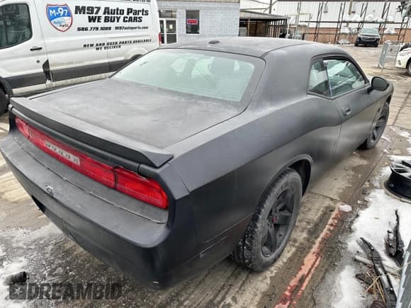 ✅ 2010 Dodge Challenger R/T • VIN: 2B3CJ5DT6AH289394 • Lot: 42720705. Wystawiony na Copart z przebiegiem 162 770 mil. Bezpłatny archiwum sprzedaży aukcyjnych z USA i szczegółowy raport historii pojazdu na DreamBid. Zdjęcie 4.