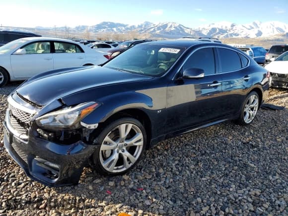 ✅ 2015 Infiniti Q70 • VIN: JN1BY1AR2FM562619 • Lot: 87215234. Listed on Copart with 79,128 mi. Free auction sales archive from the USA and detailed vehicle history report at DreamBid. Image 1.