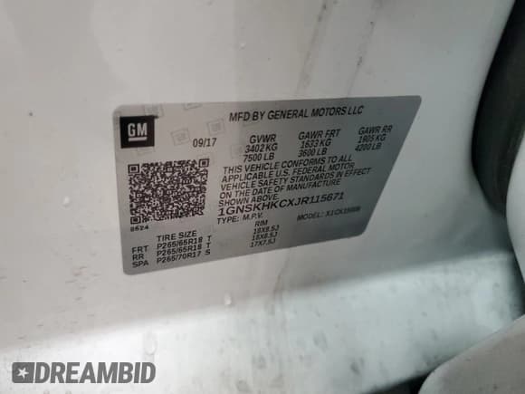 ✅ 2018 Chevrolet Suburban LT • VIN: 1GNSKHKCXJR115671 • Lot: 63240094. Wystawiony na Copart z przebiegiem 112 961 mil. Bezpłatny archiwum sprzedaży aukcyjnych z USA i szczegółowy raport historii pojazdu na DreamBid. Zdjęcie 13.