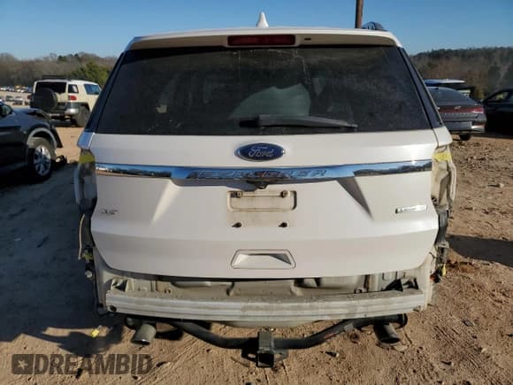 ✅ 2016 Ford Explorer XLT • VIN: 1FM5K7DH8GGB15368 • Lot: 85947044. Listed on Copart with 176,891 mi. Free auction sales archive from the USA and detailed vehicle history report at DreamBid. Image 6.