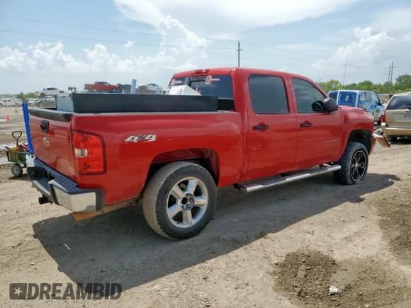 ✅ 2011 Chevrolet Silverado 1500 LT • VIN: 3GCUKSE2XBG396244 • Lot: 65161655. Listed on Copart with 150,292 mi. Free auction sales archive from the USA and detailed vehicle history report at DreamBid. Image 3.