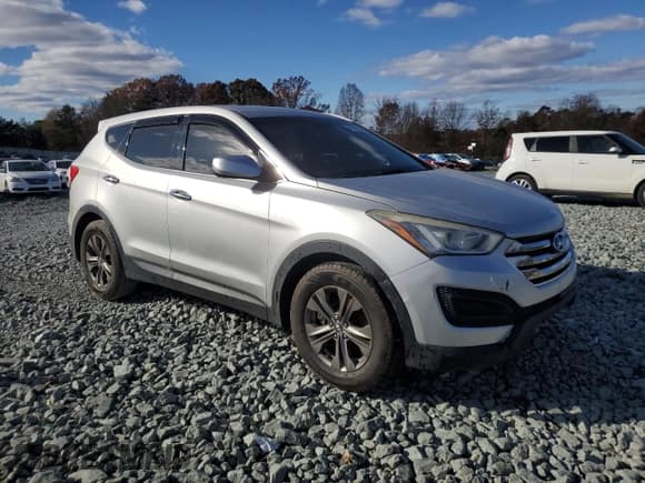 ✅ 2013 Hyundai Santa Fe Sport • VIN: 5XYZT3LB4DG073577 • Лот: 92190025. Опубликован ранее на Copart с пробегом 251 324 миль. Бесплатный доступ к архиву аукционных продаж из США и подробный отчёт об истории автомобиля на DreamBid. Изображение 4.