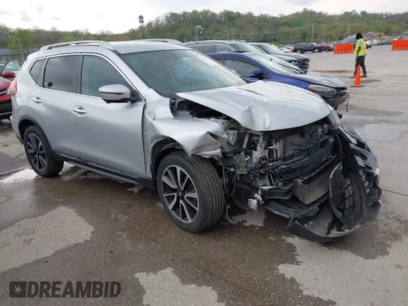 ✅ 2020 Nissan Rogue SL • VIN: 5N1AT2MV2LC727295 • Lot: 42051147. Listed on IAAI with 113,623 mi. Free auction sales archive from the USA and detailed vehicle history report at DreamBid. Image 1.