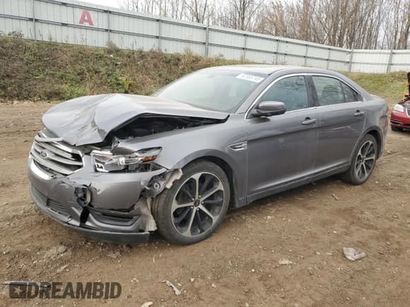 ✅ 2014 Ford Taurus SEL • VIN: 1FAHP2E80EG177953 • Lot: 92365745. Listed on Copart with 140,730 mi. Free auction sales archive from the USA and detailed vehicle history report at DreamBid. Image 1.