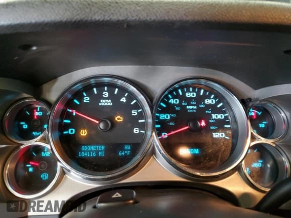 ✅ 2011 Chevrolet Silverado 1500 LT • VIN: 3GCPKSE37BG138043 • Lot: 72391944. Listed on Copart with 184,116 mi. Free auction sales archive from the USA and detailed vehicle history report at DreamBid. Image 9.