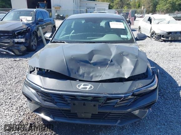 ✅ 2024 Hyundai Elantra SEL • VIN: KMHLS4DGXRU842108 • Lot: 43228796. Listed on IAAI with 23,624 mi. Free auction sales archive from the USA and detailed vehicle history report at DreamBid. Image 12.
