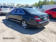 ✅ 2008 Mercedes-Benz S 550 • VIN: WDDNG86X68A163977 • Lot: 42073048. Listed on IAAI with 131,851 mi. Free auction sales archive from the USA and detailed vehicle history report at DreamBid. Image 3.