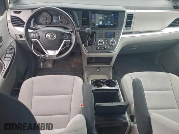 ✅ 2016 Toyota Sienna LE • VIN: 5TDKK3DC2GS756400 • Lot: 95571635. Listed on Copart with 67,030 mi. Free auction sales archive from the USA and detailed vehicle history report at DreamBid. Image 10.