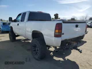 2000 Chevrolet Silverado 1500 LT с VIN 1GCEK19T1YE383285, выставлен на аукционе Copart как лот 44754255 с пробегом 159 858 миль миль и Списание • Salvage title. История ставок и продаж доступна на DreamBid. Изображение 2.