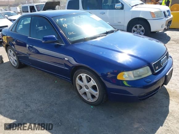 ✅ 2001 Audi S4 • VIN: WAURD68D51A022381 • Lot: 42978555. Listed on IAAI with 239,231 mi. Free auction sales archive from the USA and detailed vehicle history report at DreamBid. Image 1.