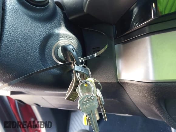 ✅ 2017 Toyota Tacoma SR5 • VIN: 5TFAZ5CN8HX049738 • Lot: 43143717. Wystawiony na IAAI z przebiegiem 126 708 mil. Bezpłatny archiwum sprzedaży aukcyjnych z USA i szczegółowy raport historii pojazdu na DreamBid. Zdjęcie 11.