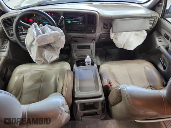 ✅ 1999 GMC Sierra 1500 SLE • VIN: 1GTEK19T7XZ520785 • Лот: 67946695. Опубликован ранее на Copart с пробегом 306 015 миль. Бесплатный доступ к архиву аукционных продаж из США и подробный отчёт об истории автомобиля на DreamBid. Изображение 8.