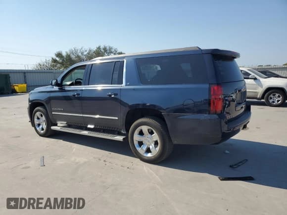 ✅ 2018 Chevrolet Suburban LT • VIN: 1GNSCHKC9JR217766 • Lot: 75172934. Wystawiony na Copart z przebiegiem 86 693 mil. Bezpłatny archiwum sprzedaży aukcyjnych z USA i szczegółowy raport historii pojazdu na DreamBid. Zdjęcie 2.