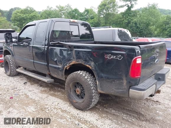 ✅ 2010 Ford F-250 XL • VIN: 1FTSX2BR6AEA23914 • Лот: 42694442. Опубликован ранее на IAAI с пробегом 148 095 миль. Бесплатный доступ к архиву аукционных продаж из США и подробный отчёт об истории автомобиля на DreamBid. Изображение 3.