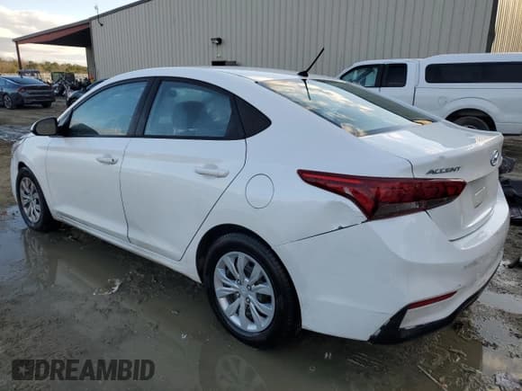 ✅ 2019 Hyundai Accent SE • VIN: 3KPC24A37KE047365 • Лот: 84887904. Опубликован ранее на Copart с пробегом 115 483 миль. Бесплатный доступ к архиву аукционных продаж из США и подробный отчёт об истории автомобиля на DreamBid. Изображение 2.