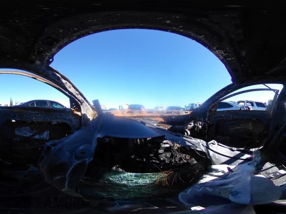 ✅ 2013 Hyundai Sonata Limited • VIN: KMHEC4A40DA093376 • Lot: 43465669. Wystawiony na IAAI z przebiegiem Nie podano. Bezpłatny archiwum sprzedaży aukcyjnych z USA i szczegółowy raport historii pojazdu na DreamBid. Zdjęcie 17.