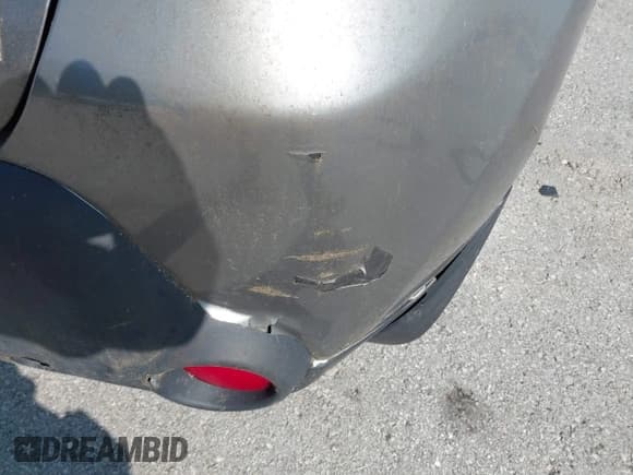 ✅ 2014 Kia Soul • VIN: KNDJN2A27E7100600 • Lot: 43139883. Wystawiony na IAAI z przebiegiem 92 455 mil. Bezpłatny archiwum sprzedaży aukcyjnych z USA i szczegółowy raport historii pojazdu na DreamBid. Zdjęcie 6.