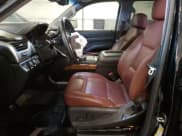 ✅ 2019 Chevrolet Tahoe Premier • VIN: 1GNSKCKJ5KR158365 • Лот: 71019345. Опубликован ранее на Copart с пробегом 162 084 миль. Бесплатный доступ к архиву аукционных продаж из США и подробный отчёт об истории автомобиля на DreamBid. Изображение 7.