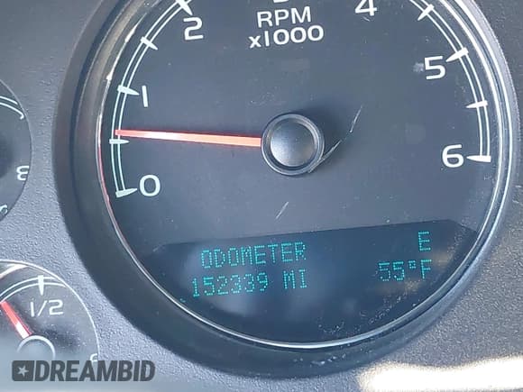 ✅ 2011 Chevrolet Tahoe LT • VIN: 1GNSCBE05BR105336 • Lot: 43621115. Wystawiony na IAAI z przebiegiem 152 339 mil. Bezpłatny archiwum sprzedaży aukcyjnych z USA i szczegółowy raport historii pojazdu na DreamBid. Zdjęcie 16.