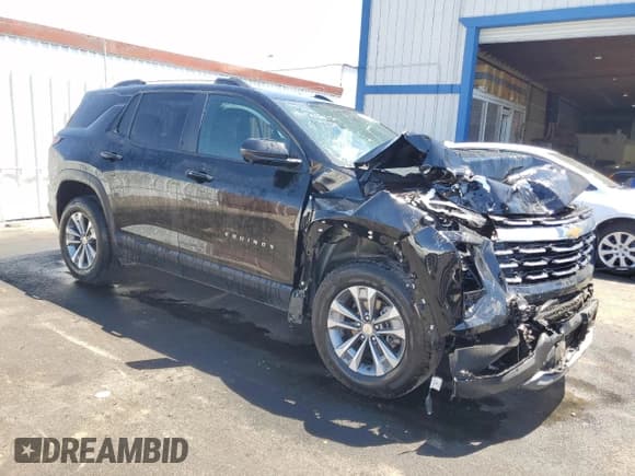 ✅ 2025 Chevrolet Equinox AWD LT • VIN: 3GNAXPEG7SL222434 • Lot: 66396235. Wystawiony na Copart z przebiegiem 13 489 mil. Bezpłatny archiwum sprzedaży aukcyjnych z USA i szczegółowy raport historii pojazdu na DreamBid. Zdjęcie 4.