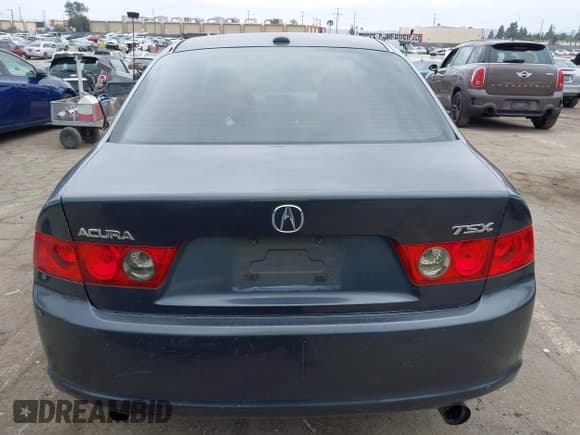 ✅ 2006 Acura TSX Navi • VIN: JH4CL96906C026120 • Lot: 42195035. Listed on IAAI with 202,946 mi. Free auction sales archive from the USA and detailed vehicle history report at DreamBid. Image 16.