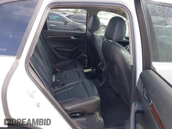 ✅ 2012 Audi Q5 Premium • VIN: WA1CFAFPXCA041962 • Lot: 43393112. Listed on IAAI with 98,329 mi. Free auction sales archive from the USA and detailed vehicle history report at DreamBid. Image 8.