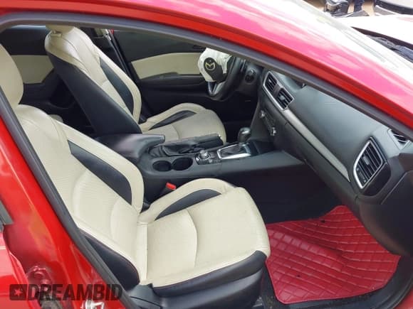 ✅ 2015 Mazda 3 S Grand Touring • VIN: JM1BM1M32F1225112 • Lot: 42274126. Wystawiony na IAAI z przebiegiem 183 963 mil. Bezpłatny archiwum sprzedaży aukcyjnych z USA i szczegółowy raport historii pojazdu na DreamBid. Zdjęcie 5.