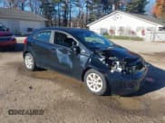 ✅ 2014 Kia Rio LX • VIN: KNADM5A3XE6333643 • Lot: 43731092. Wystawiony na IAAI z przebiegiem 145 877 mil. Bezpłatny archiwum sprzedaży aukcyjnych z USA i szczegółowy raport historii pojazdu na DreamBid. Zdjęcie 1.