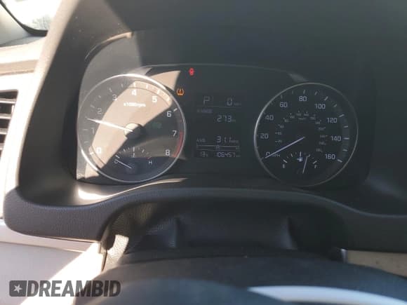 ✅ 2017 Hyundai Elantra Value Edition • VIN: 5NPD84LF7HH003722 • Lot: 86875795. Listed on Copart with 106,457 mi. Free auction sales archive from the USA and detailed vehicle history report at DreamBid. Image 9.