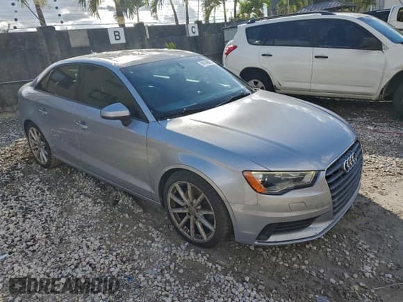 ✅ 2016 Audi A3 Premium • VIN: WAUA7GFF8G1019319 • Lot: 94146825. Listed on Copart with 72,163 mi. Free auction sales archive from the USA and detailed vehicle history report at DreamBid. Image 4.