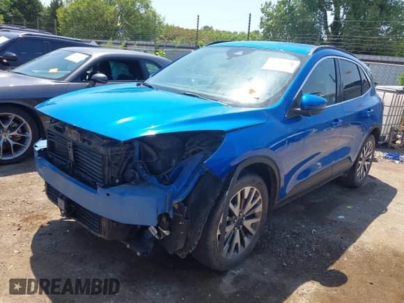 ✅ 2020 Ford Escape Titanium • VIN: 1FMCU9J95LUB15303 • Lot: 42945198. Wystawiony na IAAI z przebiegiem 81 928 mil. Bezpłatny archiwum sprzedaży aukcyjnych z USA i szczegółowy raport historii pojazdu na DreamBid. Zdjęcie 19.