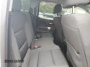 ✅ 2018 Chevrolet Silverado 1500 LT • VIN: 1GCVKREC7JZ151048 • Лот: 80355965. Опубликован ранее на Copart с пробегом 63 922 миль. Бесплатный доступ к архиву аукционных продаж из США и подробный отчёт об истории автомобиля на DreamBid. Изображение 10.