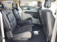 ✅ 2012 Chrysler Town & Country Touring • VIN: 2C4RC1BG8CR255357 • Lot: 43634371. Wystawiony na IAAI z przebiegiem 200 160 mil. Bezpłatny archiwum sprzedaży aukcyjnych z USA i szczegółowy raport historii pojazdu na DreamBid. Zdjęcie 8.