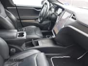 ✅ 2017 Tesla Model S 60 • VIN: 5YJSA1E17HF202747 • Lot: 43808471. Listed on IAAI with 86,966 mi. Free auction sales archive from the USA and detailed vehicle history report at DreamBid. Image 5.