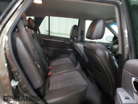 ✅ 2011 Hyundai Santa Fe SE • VIN: 5XYZHDAG8BG061824 • Lot: 77025964. Listed on Copart with 149,741 mi. Free auction sales archive from the USA and detailed vehicle history report at DreamBid. Image 11.