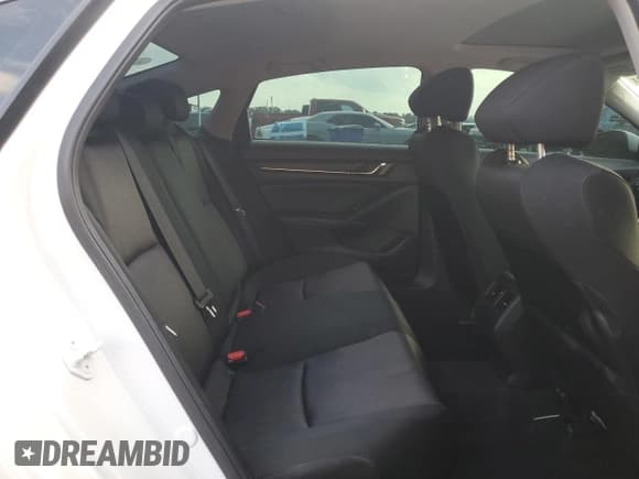 ✅ 2018 Honda Accord EX • VIN: 1HGCV1F46JA013542 • Lot: 92392605. Wystawiony na Copart z przebiegiem 91 296 mil. Bezpłatny archiwum sprzedaży aukcyjnych z USA i szczegółowy raport historii pojazdu na DreamBid. Zdjęcie 10.