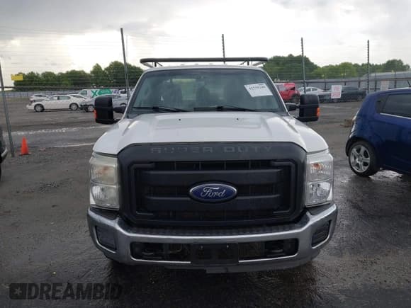 ✅ 2014 Ford F-250 XL • VIN: 1FT7W2AT0EEB17573 • Lot: 42539240. Listed on IAAI with 231,529 mi. Free auction sales archive from the USA and detailed vehicle history report at DreamBid. Image 11.