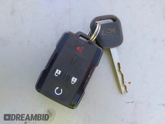 ✅ 2014 GMC Sierra 1500 • VIN: 1GTV2TEC9EZ194969 • Lot: 42067924. Wystawiony na IAAI z przebiegiem 163 775 mil. Bezpłatny archiwum sprzedaży aukcyjnych z USA i szczegółowy raport historii pojazdu na DreamBid. Zdjęcie 11.