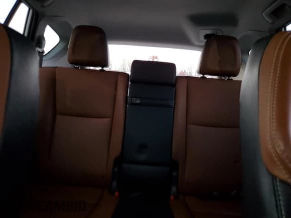 ✅ 2016 Toyota RAV4 Limited • VIN: JTMDJREV3GD013450 • Лот: 91851485. Опубликован ранее на Copart с пробегом 126 557 миль. Бесплатный доступ к архиву аукционных продаж из США и подробный отчёт об истории автомобиля на DreamBid. Изображение 10.