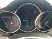 ✅ 2014 Chevrolet Cruze 1LT • VIN: 1G1PC5SB0E7196613 • Lot: 71079235. Wystawiony na Copart z przebiegiem 161 749 mil. Bezpłatny archiwum sprzedaży aukcyjnych z USA i szczegółowy raport historii pojazdu na DreamBid. Zdjęcie 9.