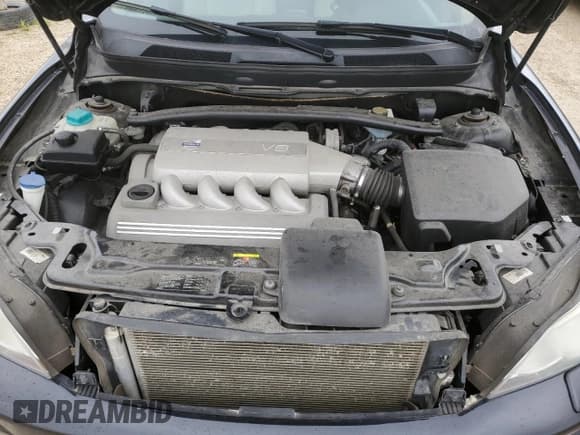 ✅ 2010 Volvo XC90 • VIN: YV4852CTXA1566391 • Lot: 69318235. Wystawiony na Copart z przebiegiem 246 712 mil. Bezpłatny archiwum sprzedaży aukcyjnych z USA i szczegółowy raport historii pojazdu na DreamBid. Zdjęcie 12.