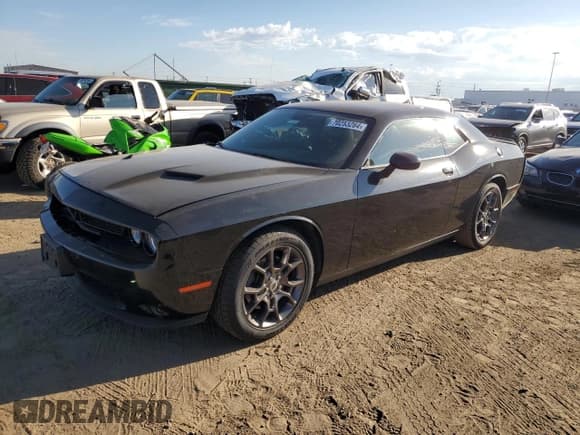 ✅ 2018 Dodge Challenger GT • VIN: 2C3CDZGG4JH235110 • Lot: 70253264. Wystawiony na Copart z przebiegiem Nie podano. Bezpłatny archiwum sprzedaży aukcyjnych z USA i szczegółowy raport historii pojazdu na DreamBid. Zdjęcie 1.